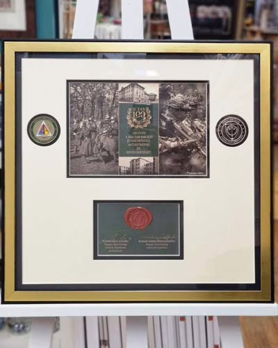 honvedseg-emleklep Emléklap keretezve.