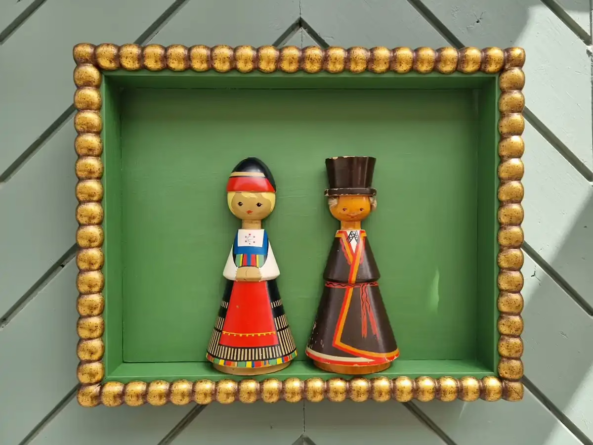 munkaink_dobozkeretben_fa_babu keretezett tengeri csillag ház