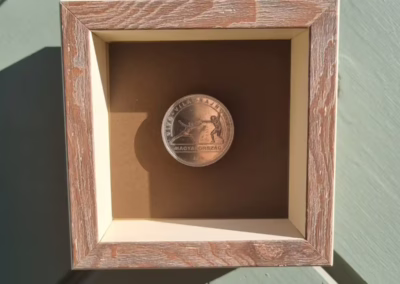 egyedi képkeret. munkáink galéria. mindent be lehet kereteztetni.