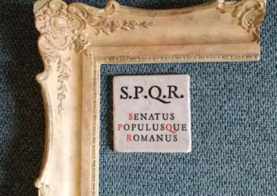 Antik hatású képkereteink méretre szabott egyedi darabok minták galéria