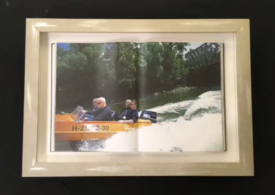 egyedi képkeret. munkáink galéria. mindent be lehet kereteztetni.