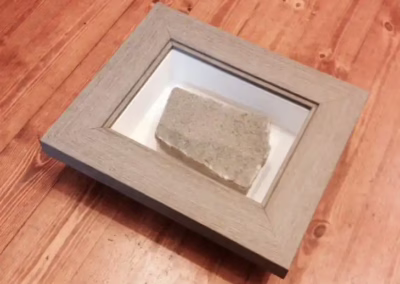 egyedi képkeret. munkáink galéria. mindent be lehet kereteztetni.